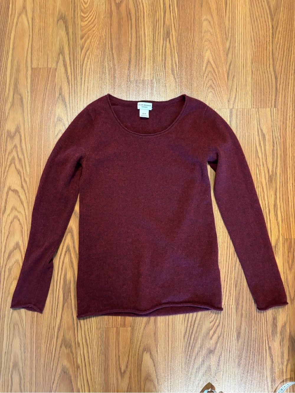 Club Monaco 100% Cashmere Fitted Sweater